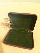 Vintage Woodgrain Tin Key Cady/holder