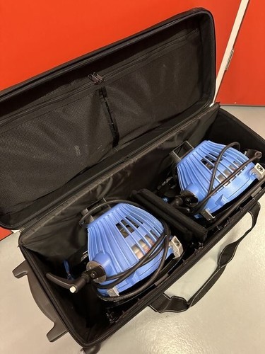 Arri Arrilite 2000 plus set 2 lights & bag Great Condition +++