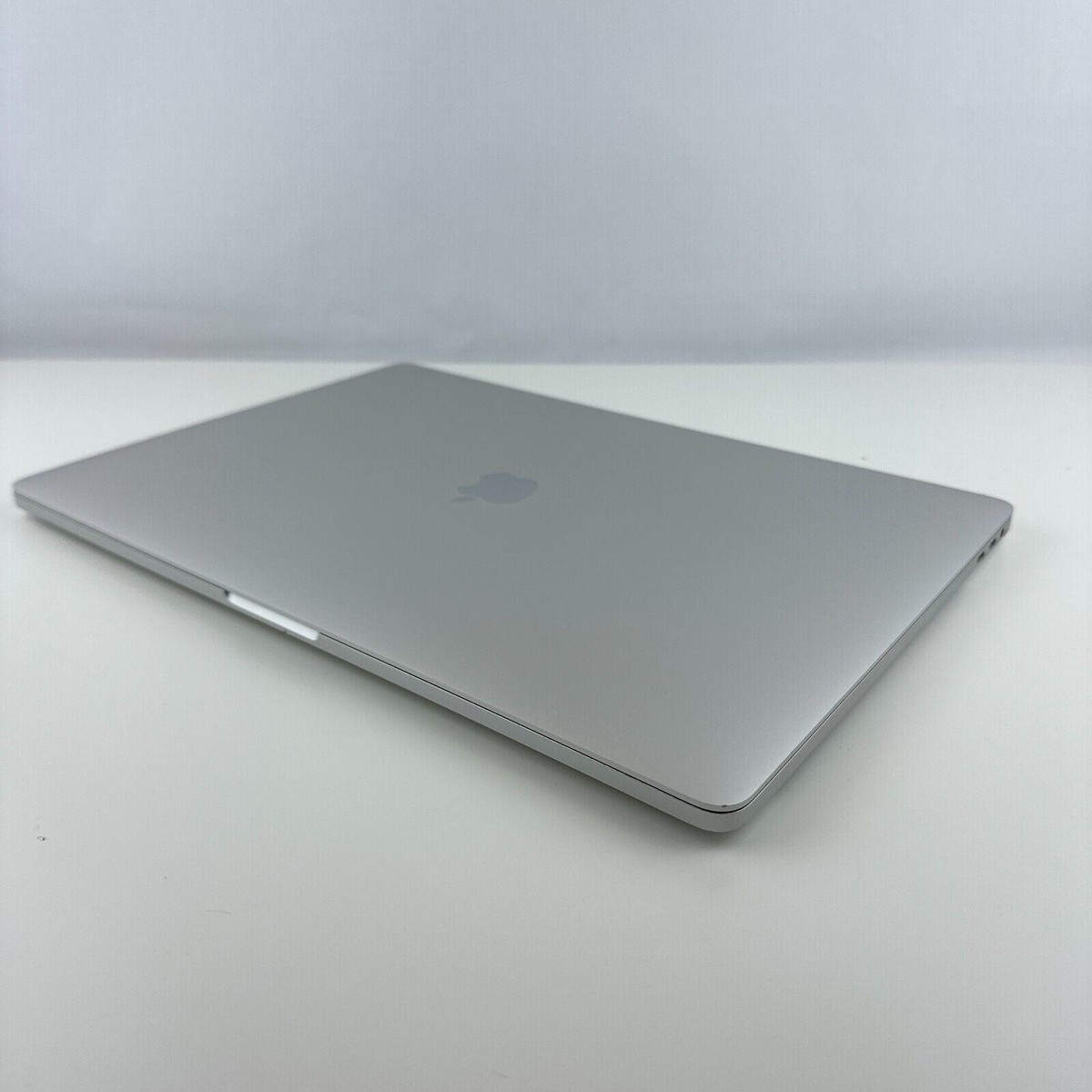 P*t様 Apple MacBook pro ジャンク品 ジャンク品】APPLE MacBook Pro SSD256GB
