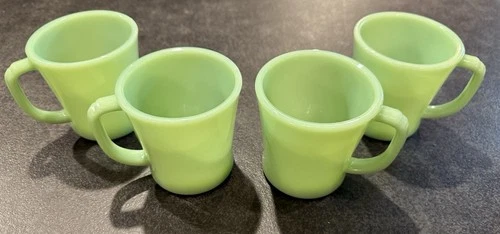 Vintage Fire King Oven Ware USA Green Jadeite D Handle Coffee Mugs (Set Of 4)