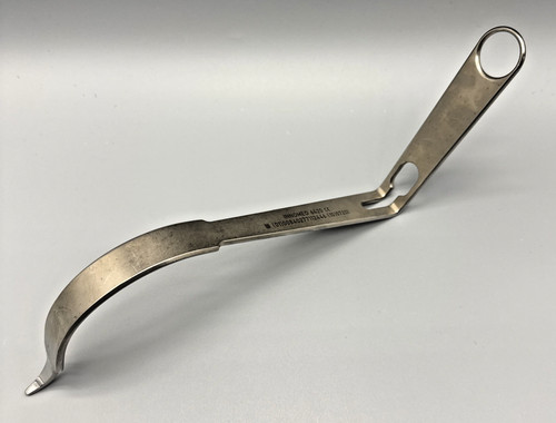 Innomed 6420 APC Single Prong Hip Retractor for THA