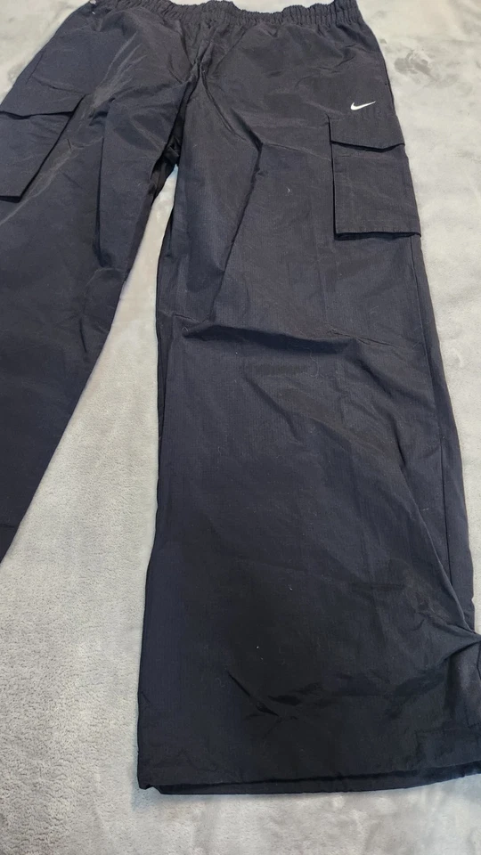 Nike Sportswear Women’s XL Black Mid Rise Oversized Cargo Pants Trousers - Image 2 of 4