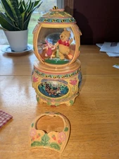 Winnie-the-Pooh’s Thoughtful Spot Disney Store Snow Globe Music Box