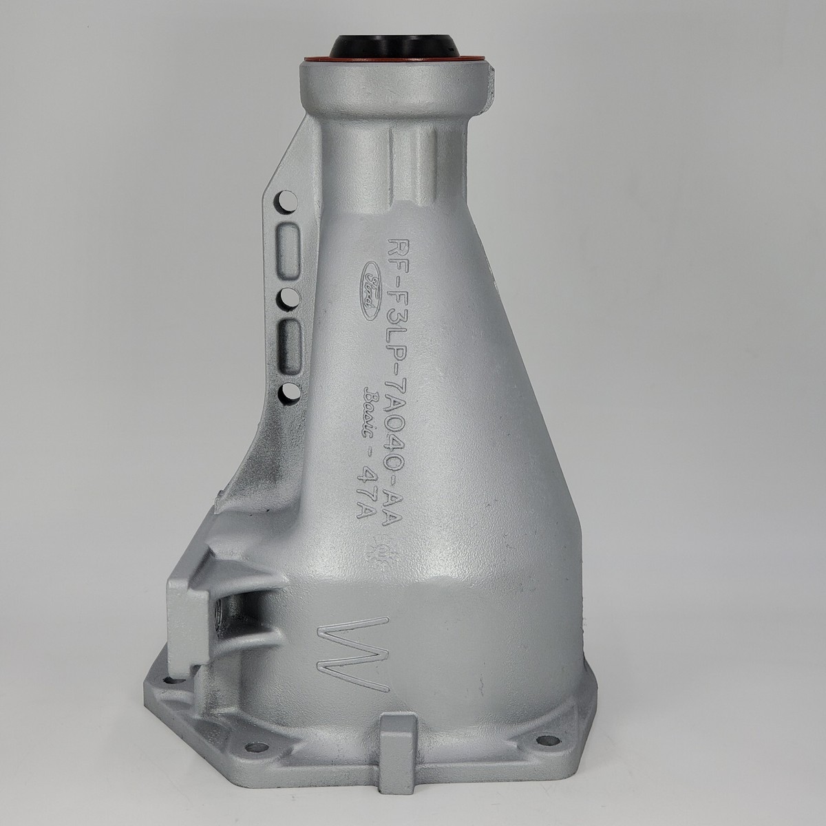 Ford 4r70w Transmission Tailshaft Extension Housing 2wd 10 1/4