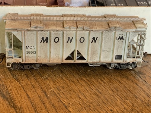Bowser HO Custom Weathered Monon #56063 AC&F 2 bahías tolva cubierta | Condition: Used