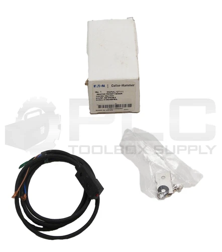 NEW EATON CUTLER HAMMER E52RAL12T111 INDUCTIVE PROXIMITY SENSOR 12-24VDC