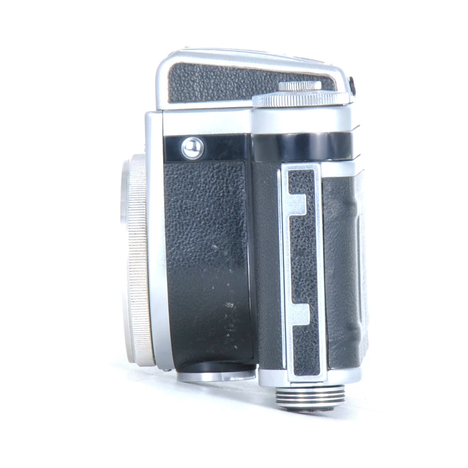 CLA'd Pentacon SIX 6x6 Medium Format Film Camera Body w/ WLF Finder & Case! - Image 4 of 4