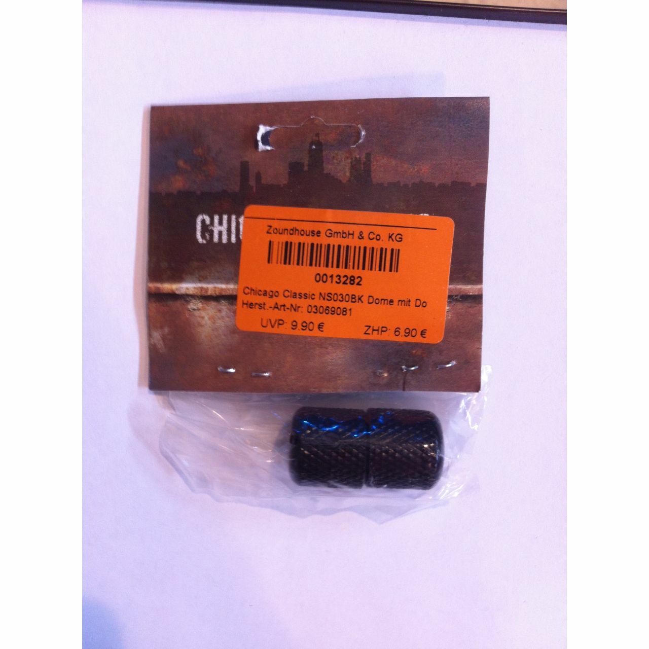 Chicago Classic NS030BK Черный купол в горошек