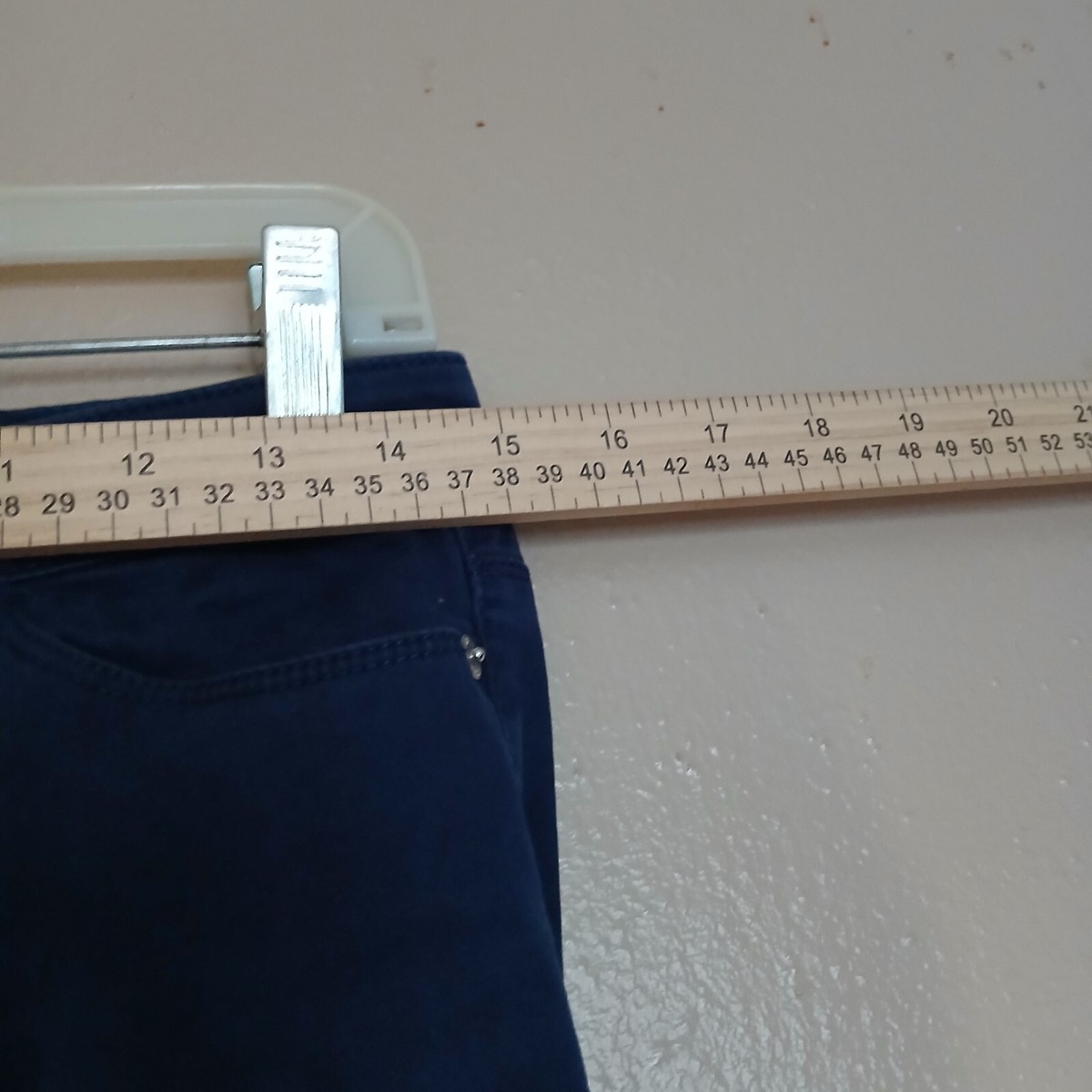 Love Moshino Pants Women's 28 Navy Slim Straight Quiet