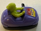 VINTAGE 2005 Wendy’s Six Flags BUMPER CAR PLAYSET Kids Meal Toy WITH TWO CARS!! — photo 5
