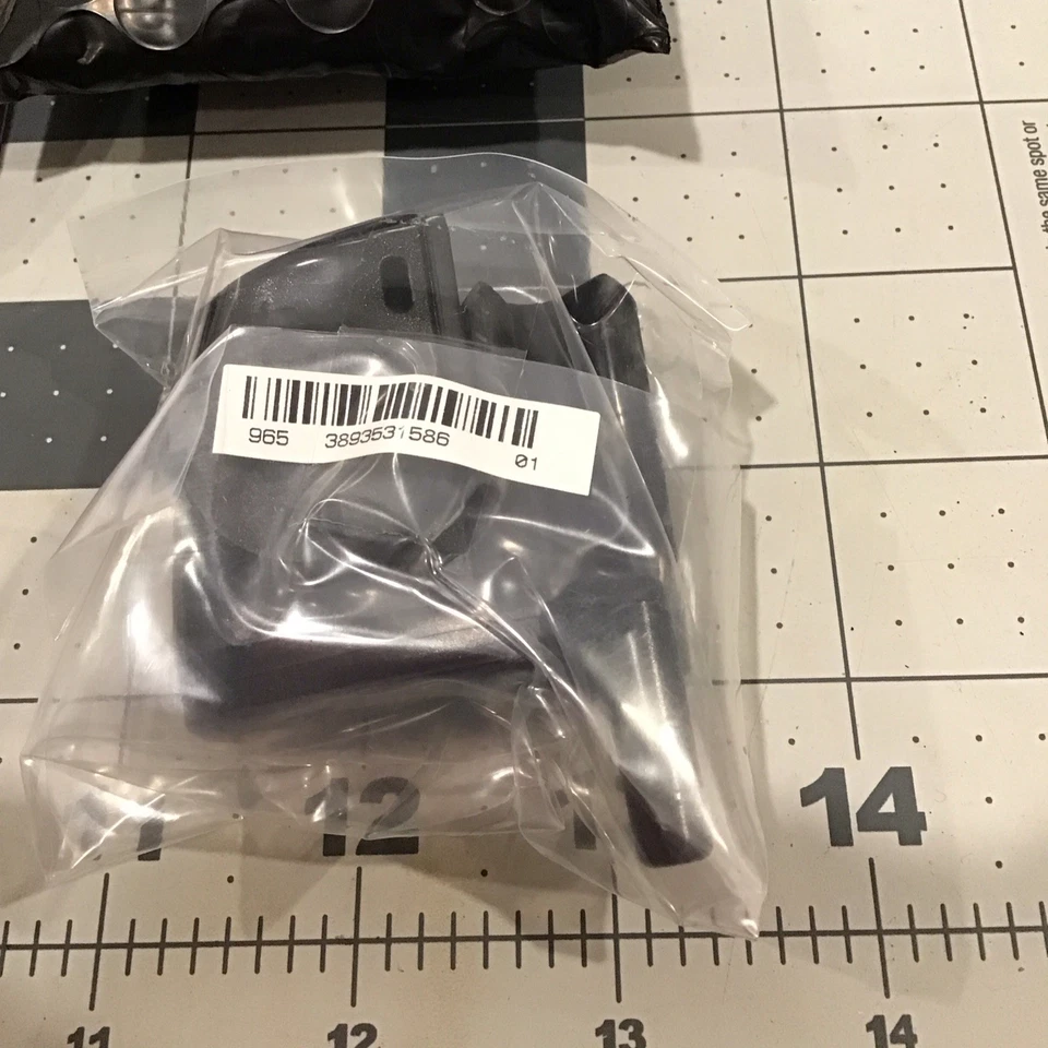 NUOVO in SCATOLA GARMIN GSC10 Sensore Velocità/Cadenza Bici Nero 010-10644-00 Non Testato - Immagine 4 di 4