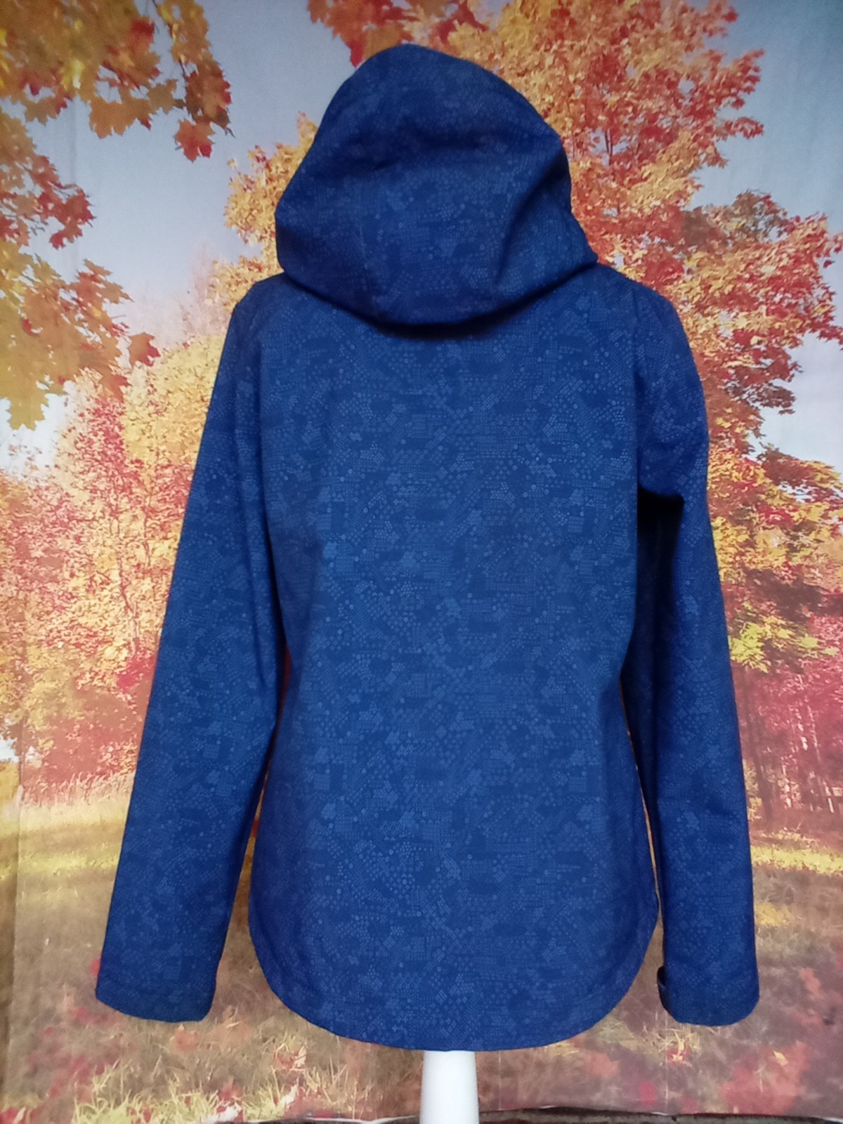 Mountain Warehouse blue patterned full zip Softsh… - image 5