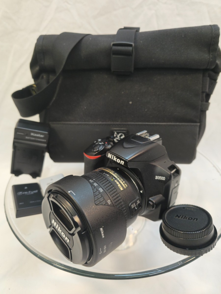 Nikon D3500 DSLR Camera w/ AF-S Nikkor 24-85mm f/3.5-4.5 G ED Lens