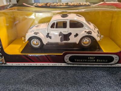 Volkswagen Beetle (1967) ダイキャストモデル 1:18 1967 VOLKSWAGEN BEETLE, [ROAD TOUGH] Die Cast Metal Factory