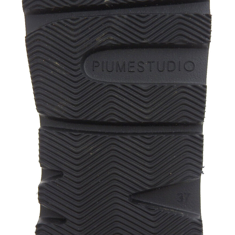 PIUMESTUDIO In good condition PIUMESTUDIO Quadrato padded PIUMESTUDIO In good condition PIUMESTUDIO Quadrato padded