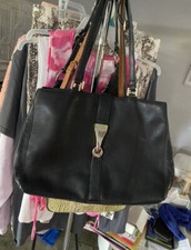 St John Classic Black Soft Leather W/signature Gold Hardware Shoulder Bag Purse 