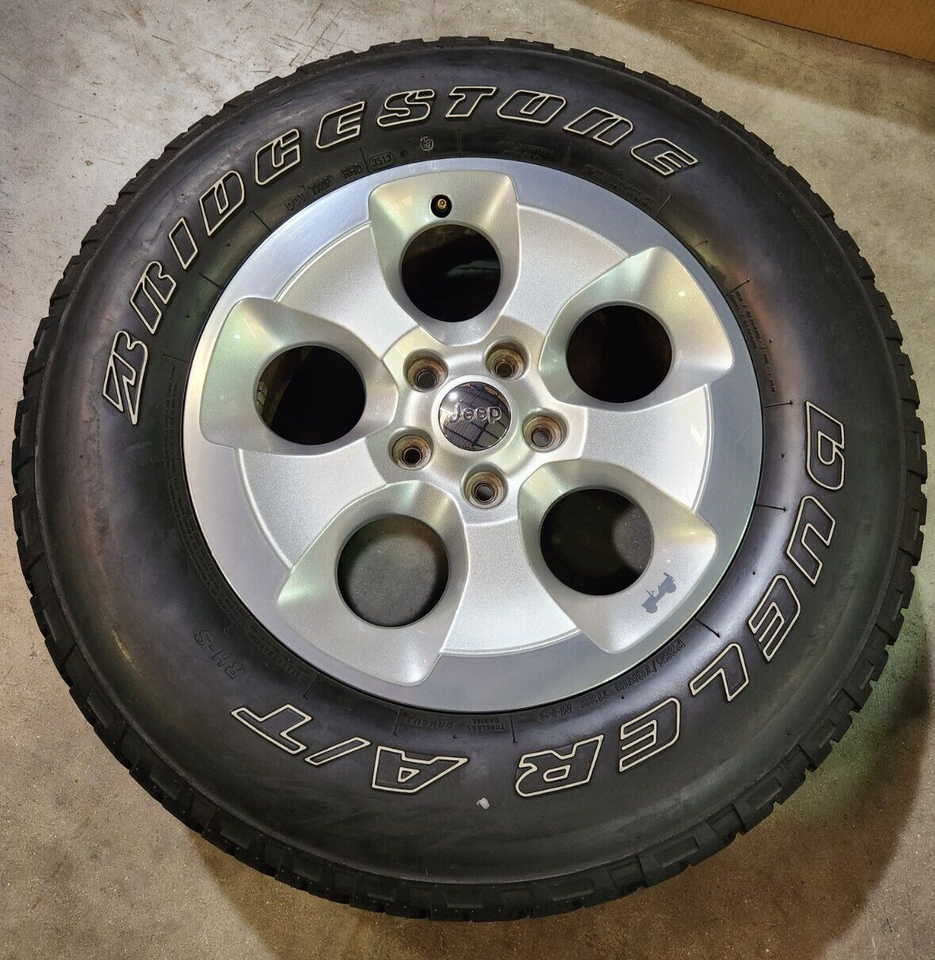 Jeep Wrangler Sahara 2014-2017 Charcoal Polished 18