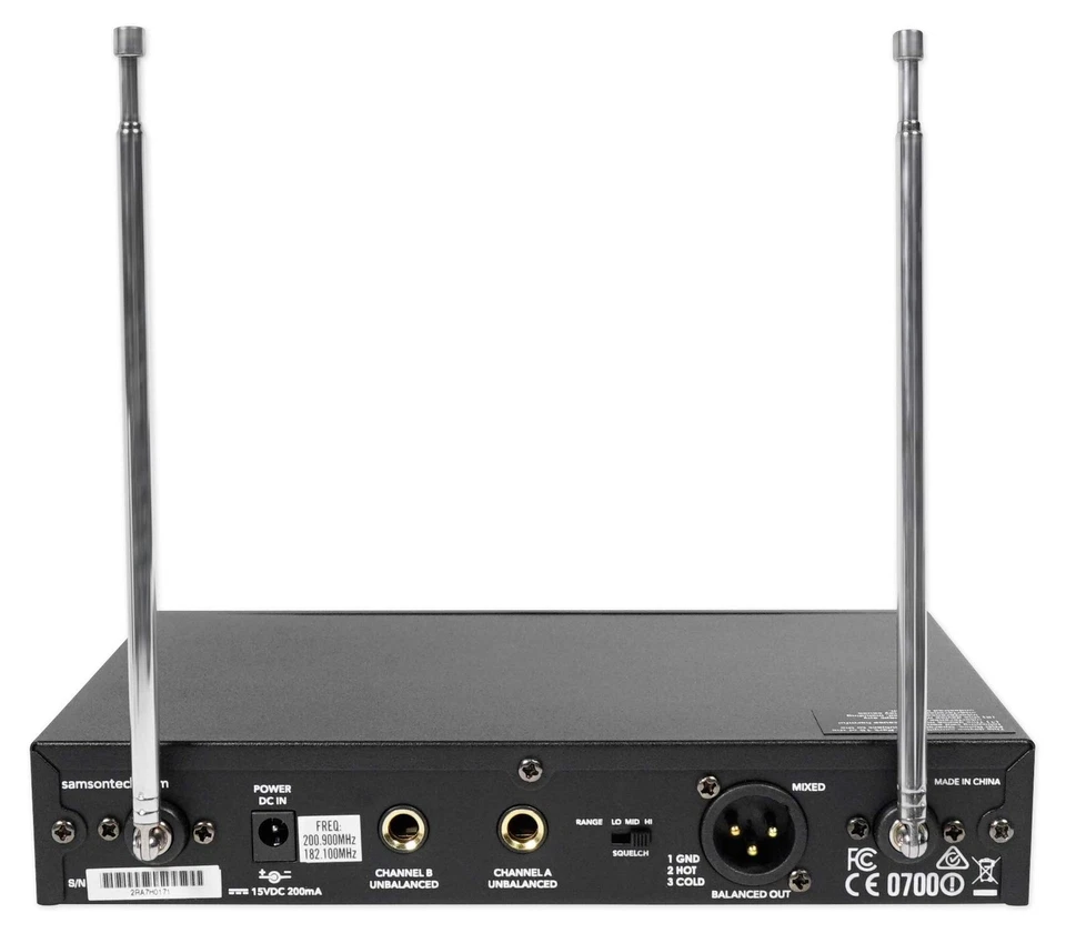 Stage 200 Dual Handheld Dynamic Wireless Microphone System (Group A) - Image 2 of 4