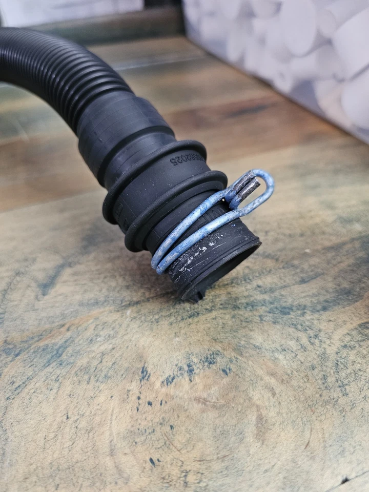 Whirlpool Maytag Washing Machine Internal Drain Hose Black W10562025 - Image 3 of 4