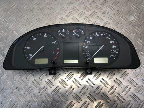 VW PASSAT B7 ALLTRACK 365 Kombiinstrument 09051940090 09052009903 1.90 31272199