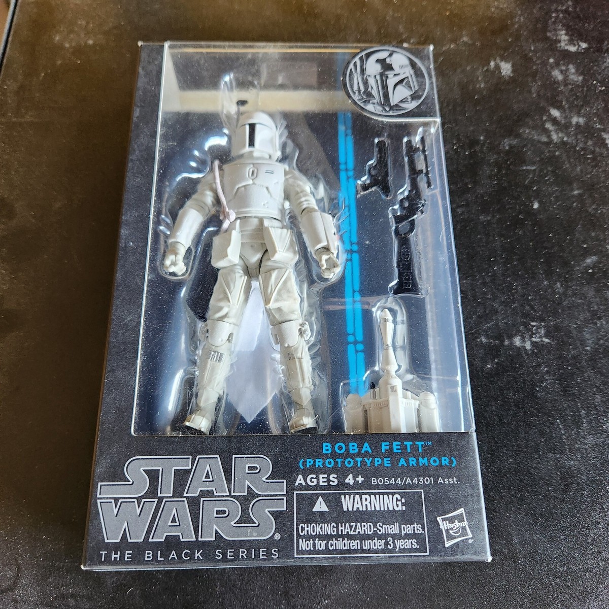 STAR WARS Boba Fett アクションフィギュアキット Amazon.com: Boba Fett Star Wars MAFEX No. 16 Action Figure