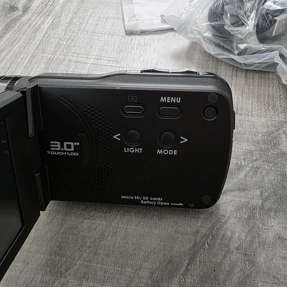 Bell & Howell DV3HD High Definition 3" Smart Touch Screen Camera Full HD 1080P - Image 4 of 4