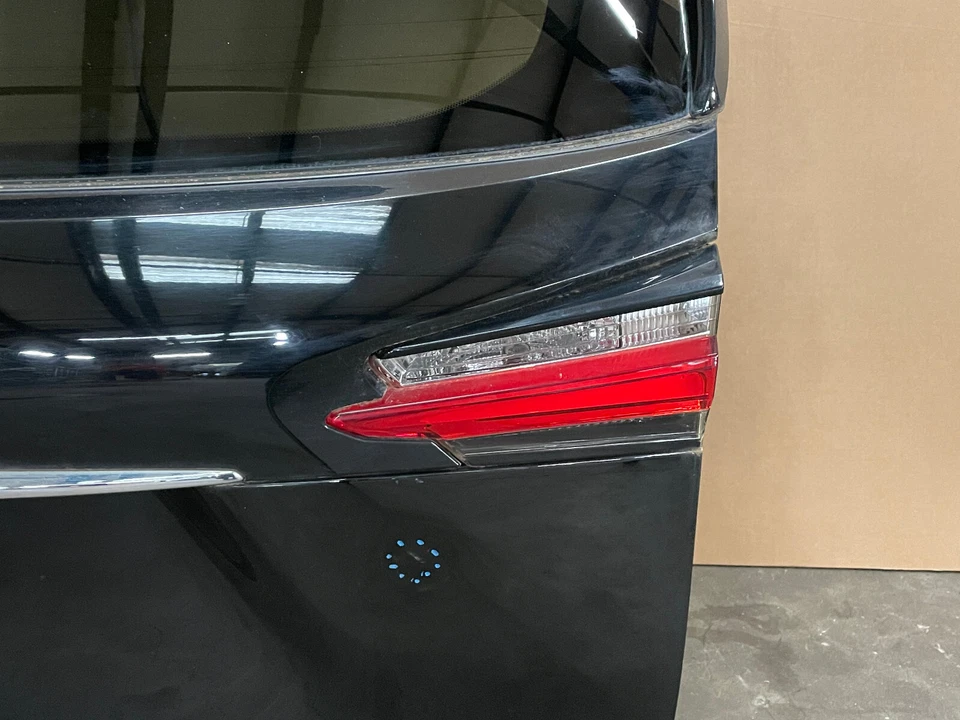 15 16 17 Lexus NX200t maletero trasero puerta levadiza tapa escotilla negro 1513 OEM Foto 3 de 4