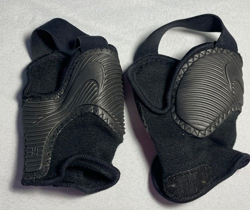 Nike Ankle Guards Pair Black Shields Soccer