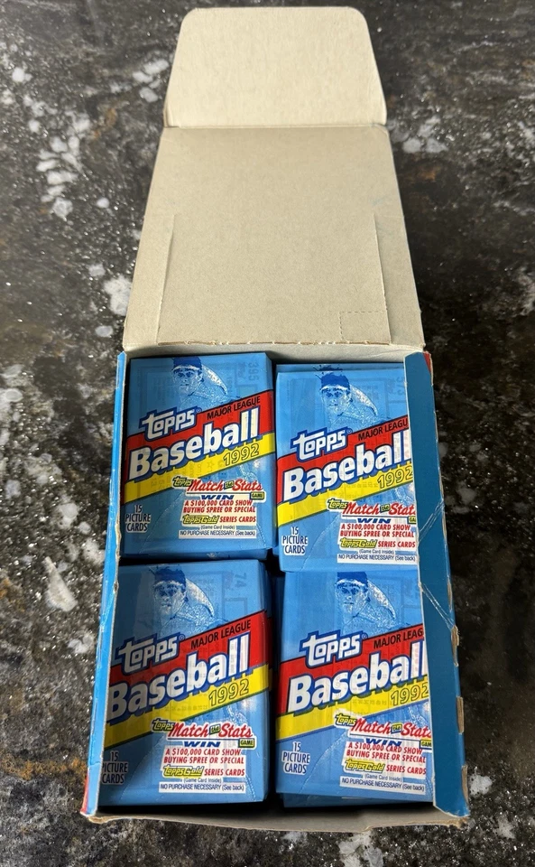 ¡Paquetes de caja de cera de béisbol Topps 1992 de colección tarjeta dorada sellada Manny Ramírez RC!! Foto 2 de 4