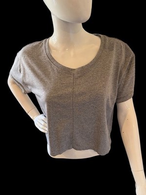 Harmony Balance Women's Gray Cropped, Short Sleeve Athletic Top Size Large