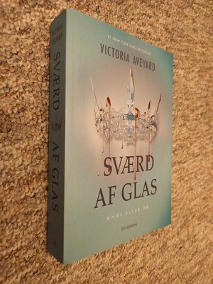 Red Queen 2 - Sværd af glas - Victoria Aveyard  - Glass Sword - Dänisch