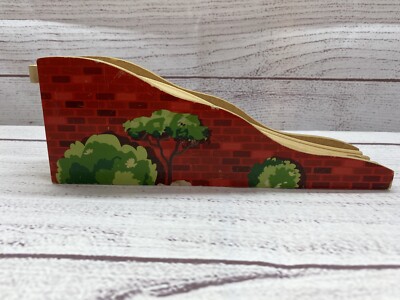 Imaginarium Thomas Wooden Railways Bridge Ramp w/ Brick Features