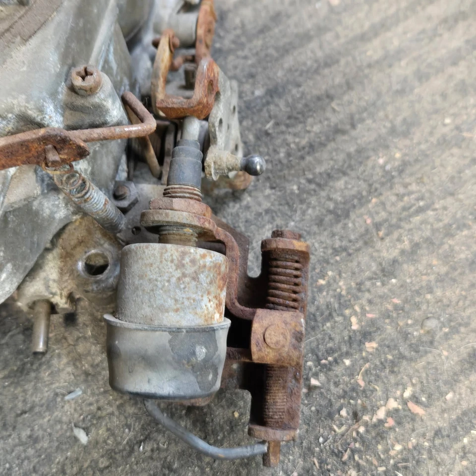 Carburador Ford Mustang Cougar 1973 351C Cobra Jet 4V manual D3Zf-la Foto 3 de 4