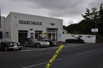 Foto A2 Exminster: Berry Brook Ein Autohaus das sich auch mit c2013 beschäftigt