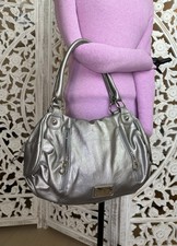 $85 NWT Nine West Hobo Pewter Metallic Shoulder Bag Zippers