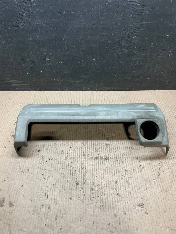 2006 to 2014 Volvo XC90 Engine Cover J3616 - Image 2 of 4