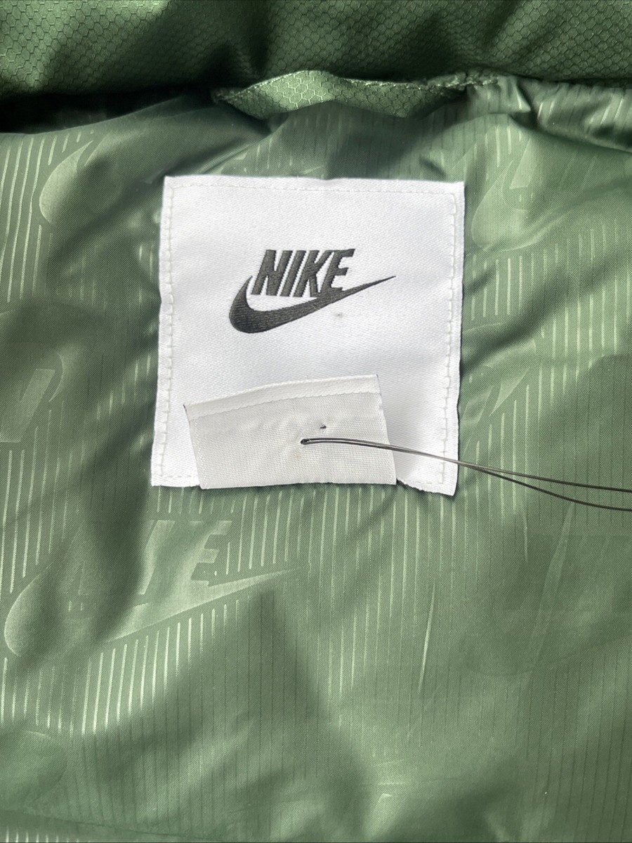 Mens Nike Sportswear Club PrimaLoft Green Winter Puffer Vest Mens Nike Sportswear Club PrimaLoft Green Winter Puffer Vest