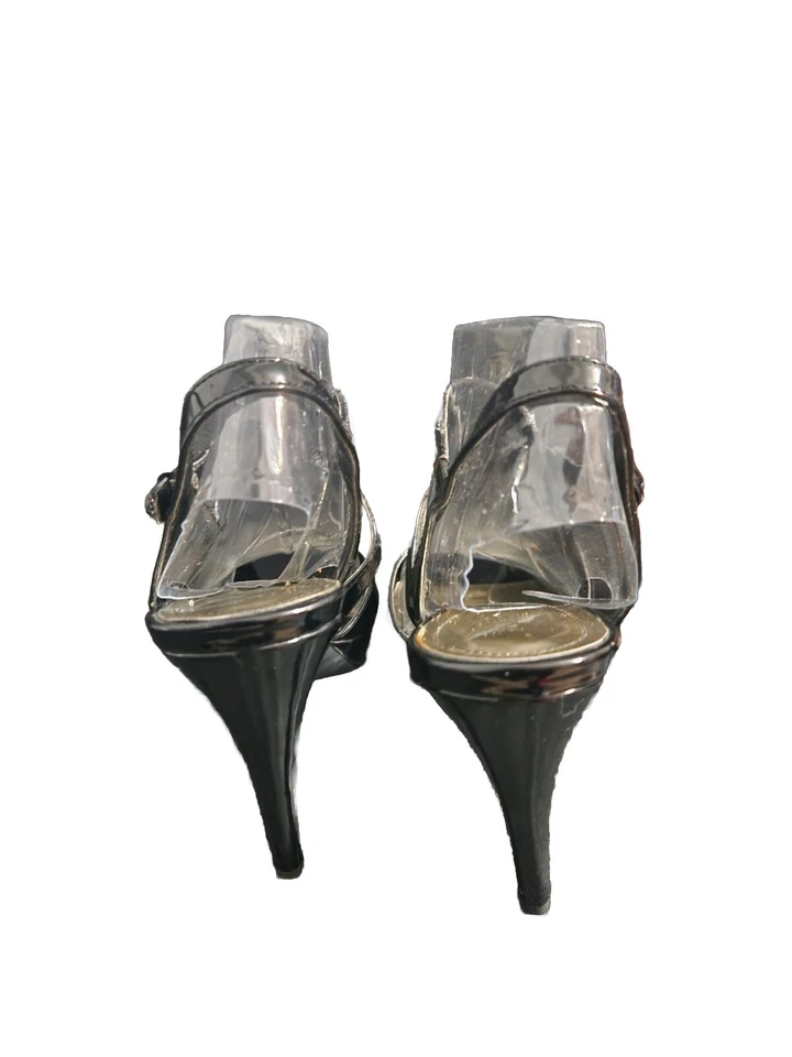 漆皮高跟鞋 10 — 第 3/4 张图片