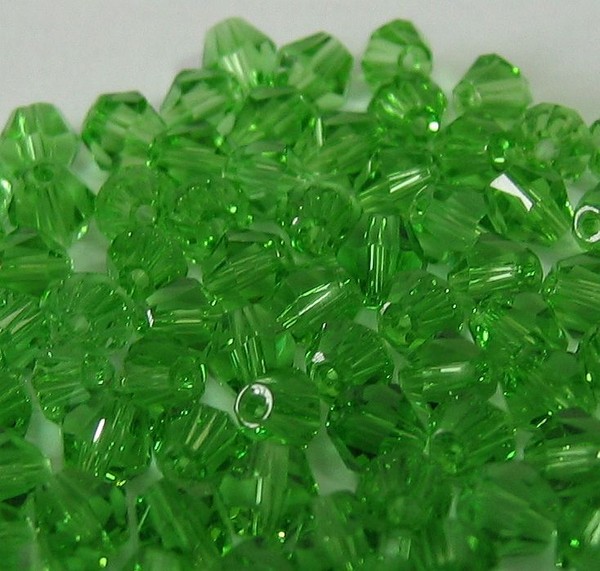 Tupis CRISTAL 4mm 100 unidades color verde