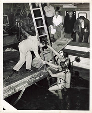 1959 BELGIUM BAUDOUIN KING IN HOLLYWOOD PHOTO GARY COOPER CHARLTON HESTON 20X25cm