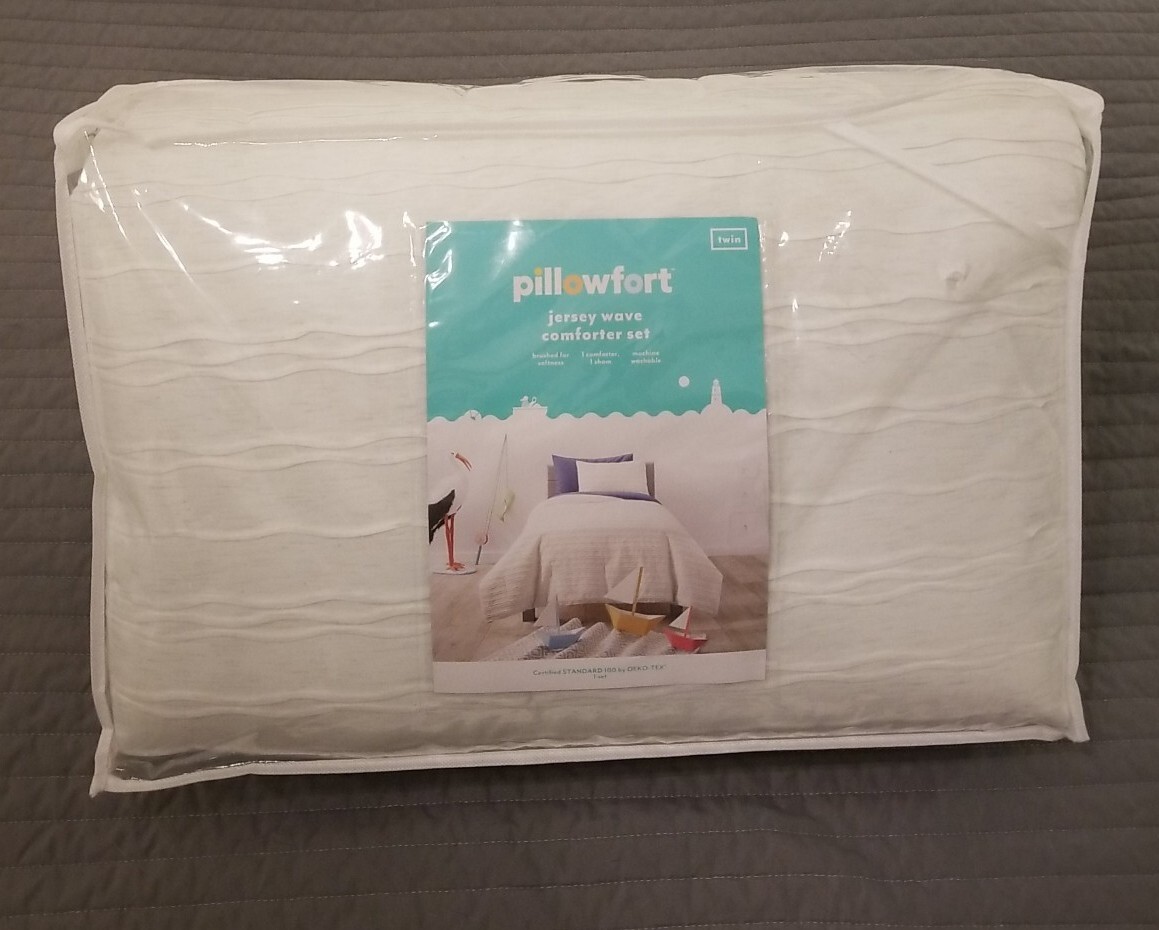 Pillowfort Cotton Comforter Set Jersey Wave White Twin Size