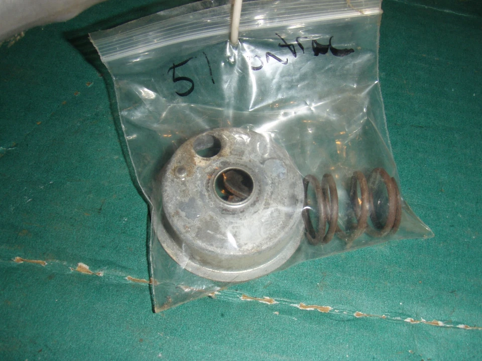 1951 1952 51 52 Pontiac 1953 1954 53 54 Silver Streak volante estándar Foto 4 de 4