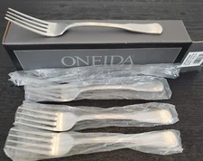 4 Oneida COLONIAL BOSTON aka MINUTE MAN Satin Stainless Dinner Forks -New in Box
