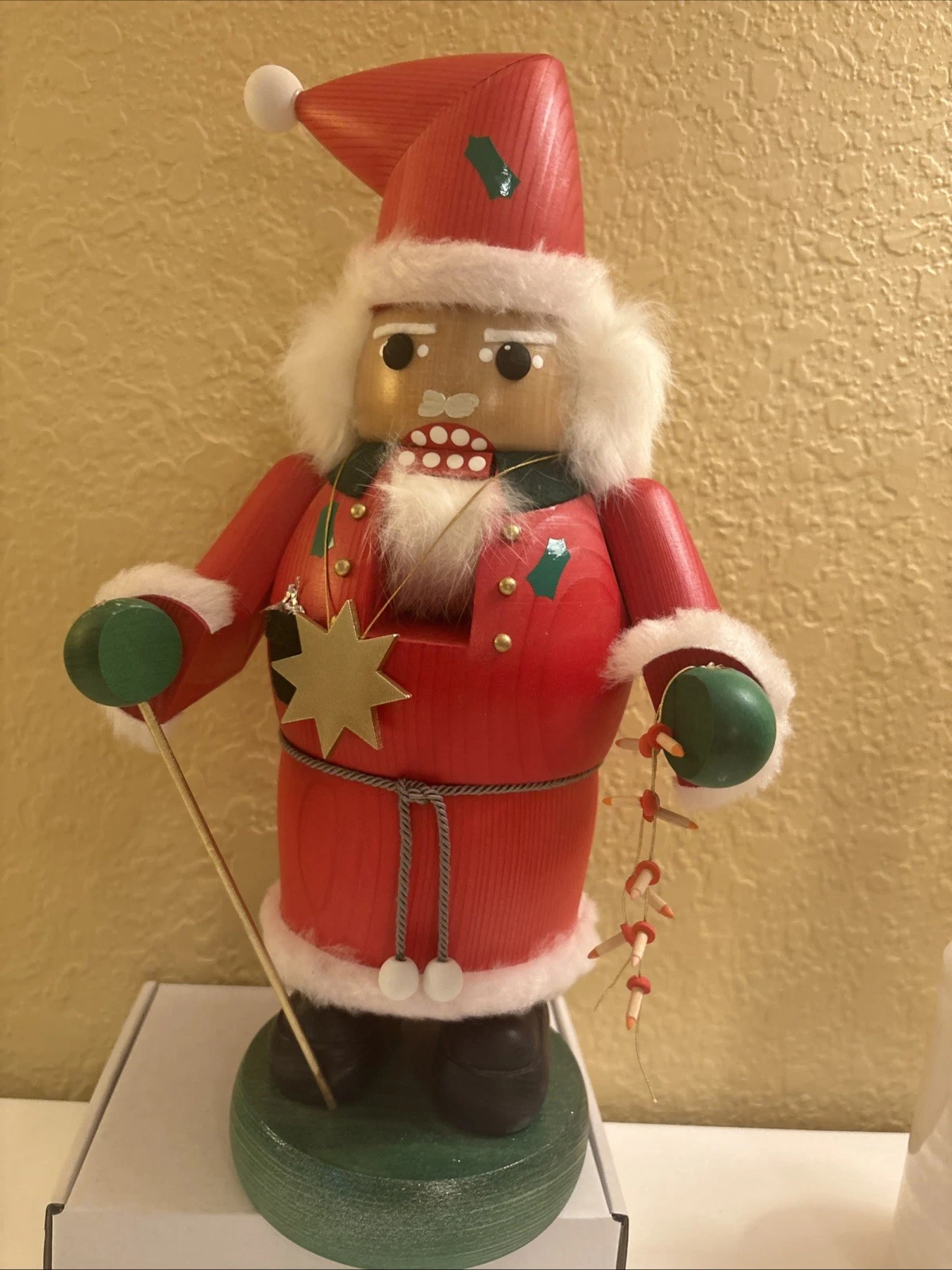 Ore Mountain Portly Santa Nutcracker Damage. Germany