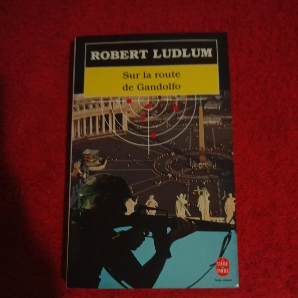 Sur la Route de Gandolfo - Robert Ludlum - TBE - - Photo 1/2