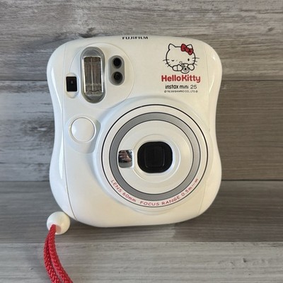 Hello Kitty Cheki FUJI FILM INSTAX MINI 25 Camera White Instant Camera TESTED