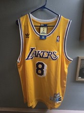 Ultimate Los Angeles Lakers Collector and Super Fan Gift Guide 53