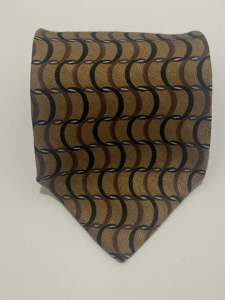 Corbata 100 % seda para hombre por George Machado hecha en EE. UU. dorada negra remolino geométrica Foto 4 de 4