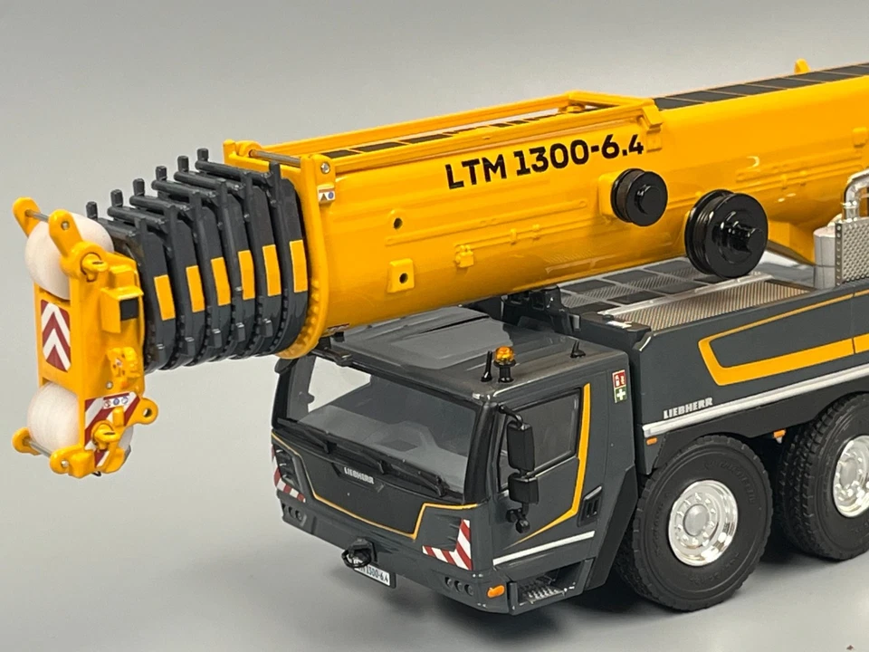 WSI - Liebherr LTM 1300-6.4 Mobilkran mit Spitze Neu OVP  1:50 - Bild 2 von 4
