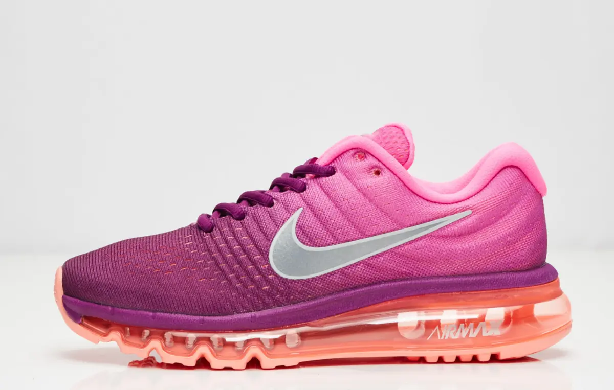 New Nike Women's Air Max 2017 in Bright Grape/White Fire Pink Colour Size  US 8